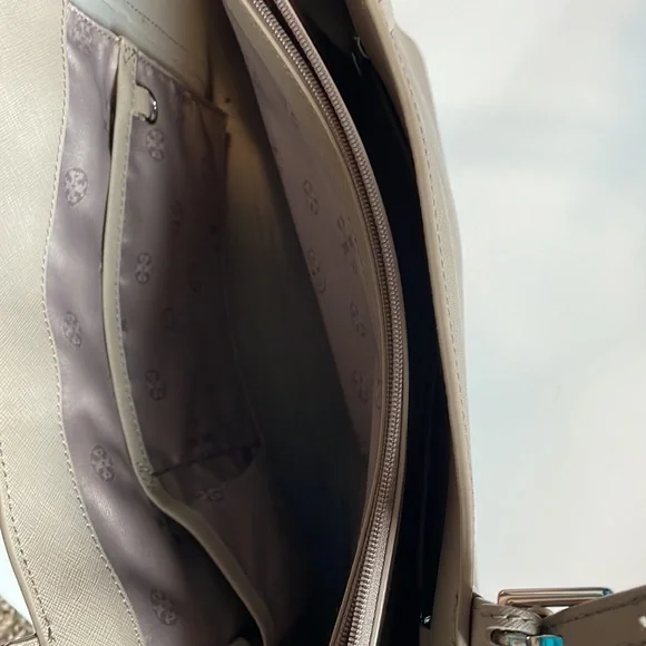 ***SOLD ON ANOTHER SITE***Authentic TORY BURCH gray/taupe shoulder bag. - Picture 3 of 4